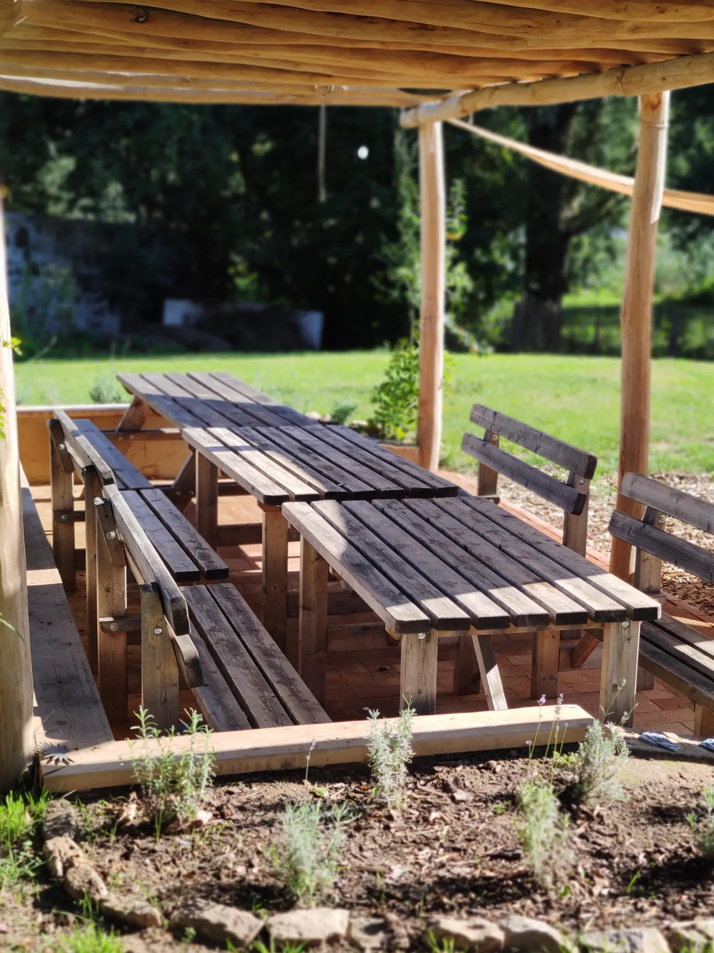 Pergola im Garten